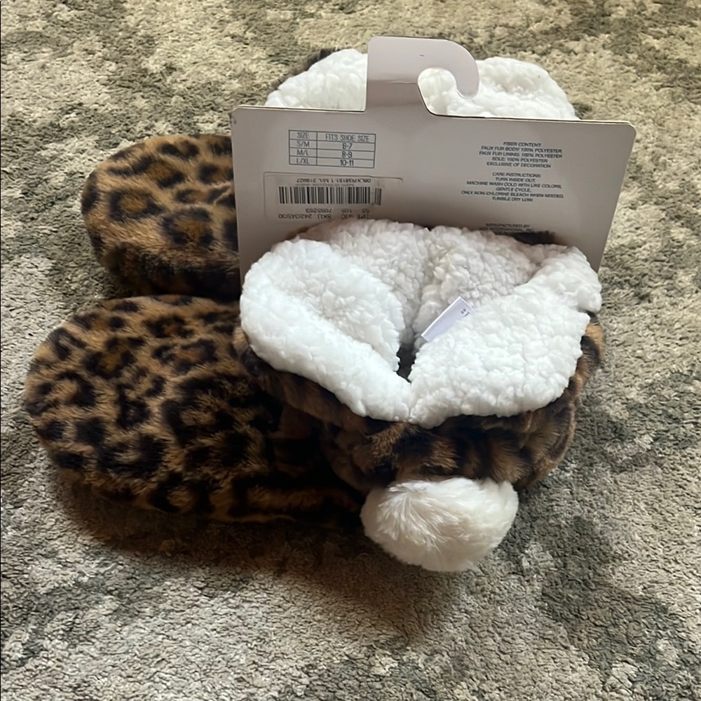Jane and Bleecker Leopard Print Slippers - Picture 2 of 4